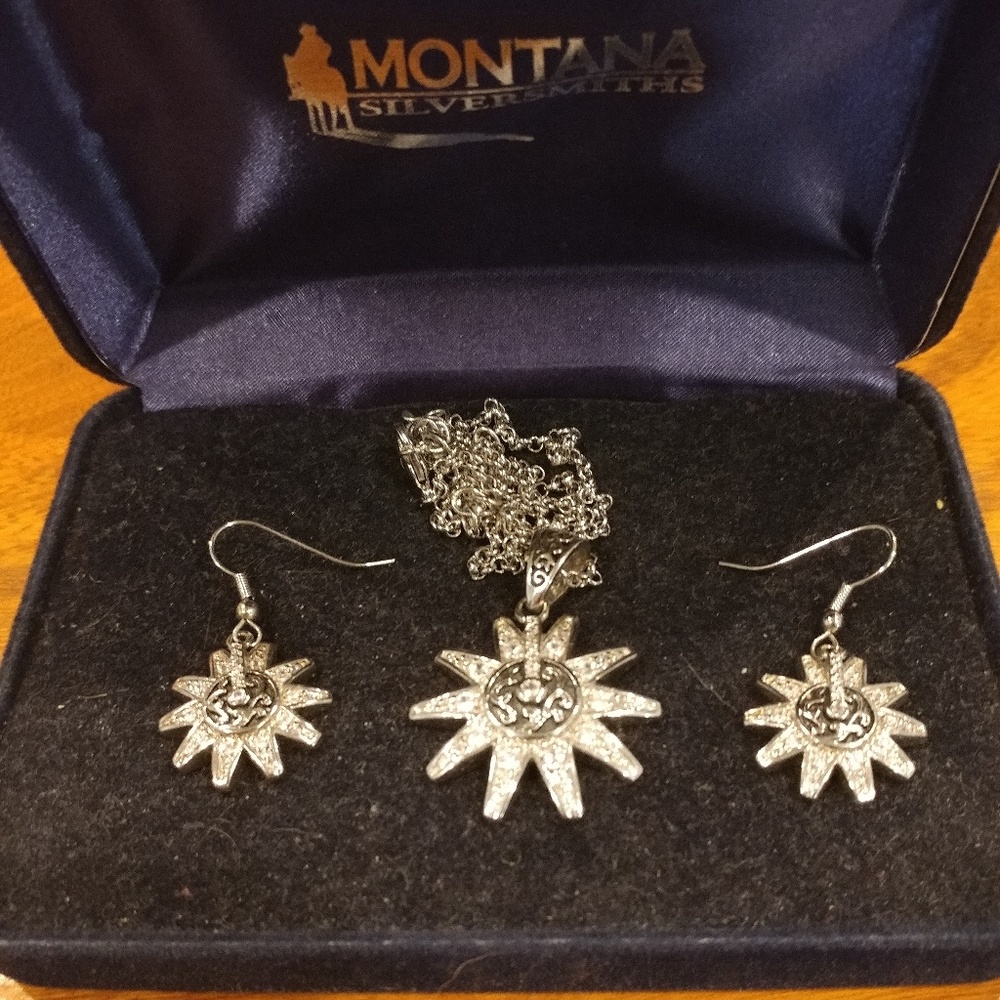Montana Silversmith Necklace and Earrings Set